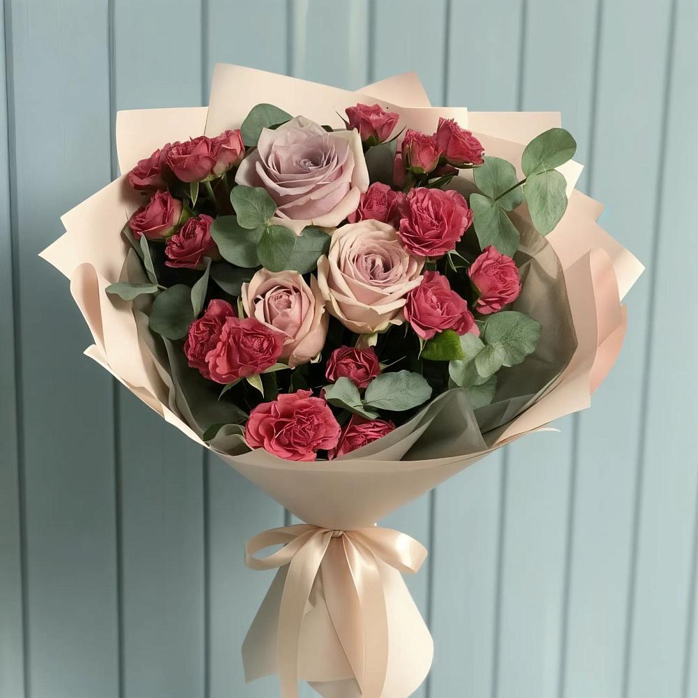 Букет цветов из: Гвоздики и Розы в Суворове