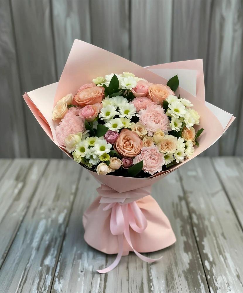 Букет цветов из: Гвоздики, Розы и Хризантемы в Суворове