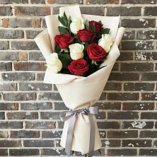 Букет цветов из:  Розы в Суворове