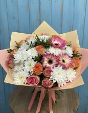 Букет цветов из:  Розы, Герберы и Хризантемы в Суворове
