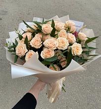 Букет Кремовые розы Латте в Суворове