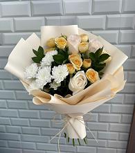 Букет цветов из:  Розы и Хризантемы в Суворове