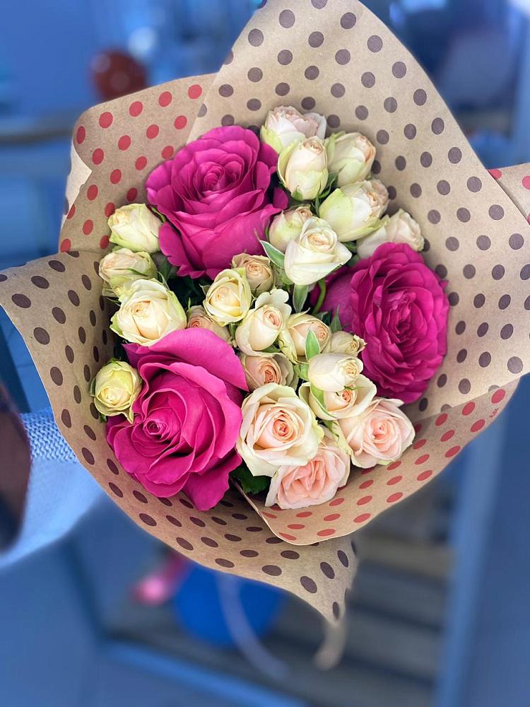 Букет цветов из: Розы в Суворове