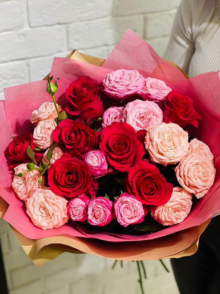 Букет цветов из: Розы в Суворове