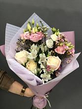 Букет цветов из:  Альстромерии, Розы и Лизиантусы #REPLACE_PRED# Суворове