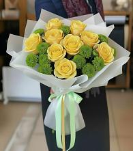 Букет цветов из:  Хризантемы и Розы в Суворове