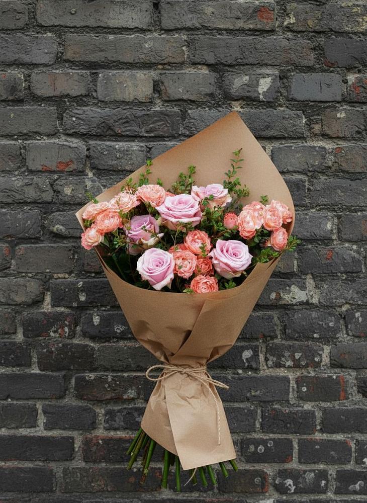 Букет цветов из: Розы в Суворове