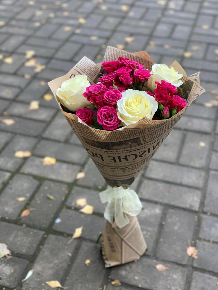 Букет цветов из: Розы в Суворове