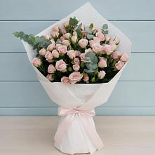 Букет цветов из:  Розы #REPLACE_PRED# Суворове