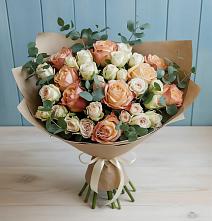 Букет цветов из:  Альстромерии и Розы в Суворове